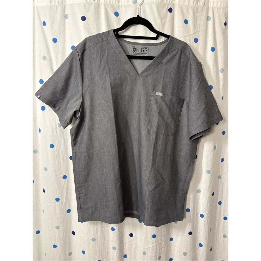 FIGS Mens Chisec Three-Pocket Scrub Top ~ Style TM3000 ~ Graphite Gray ~ Size XL